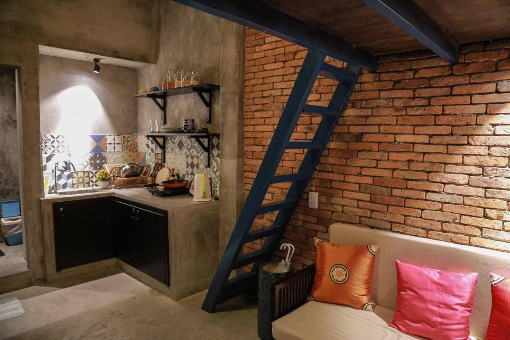 Stay&Chill - S.1: Ancient Studio Nearby Bui Vien Cidade de Ho Chi Minh Exterior foto