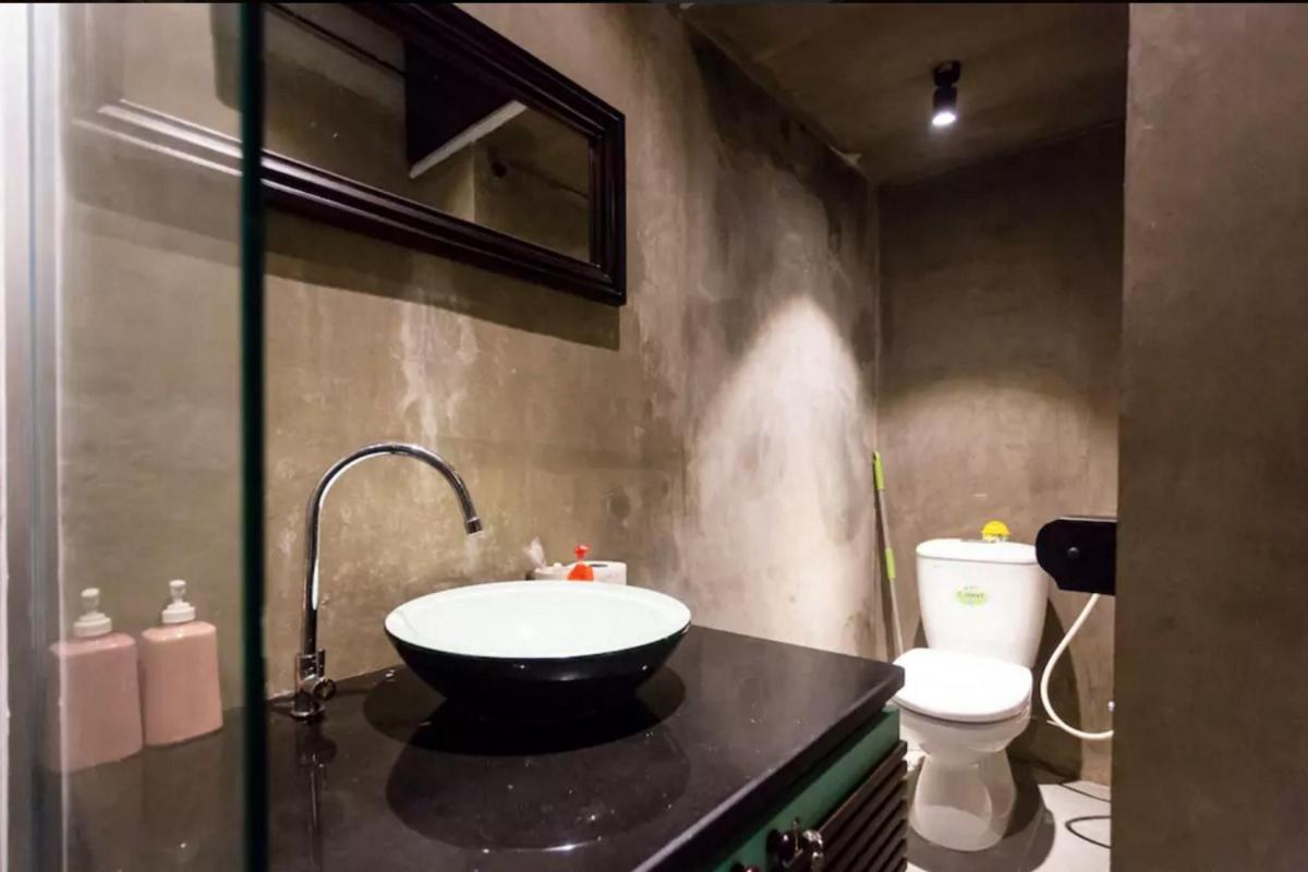 Stay&Chill - S.1: Ancient Studio Nearby Bui Vien Cidade de Ho Chi Minh Exterior foto