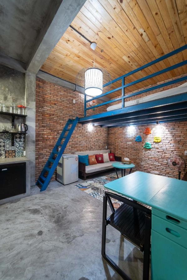 Stay&Chill - S.1: Ancient Studio Nearby Bui Vien Cidade de Ho Chi Minh Exterior foto