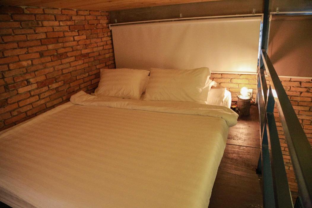 Stay&Chill - S.1: Ancient Studio Nearby Bui Vien Cidade de Ho Chi Minh Exterior foto